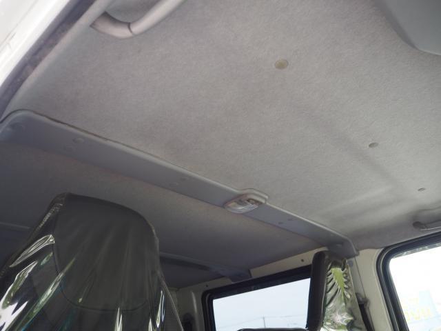 Ref:AUX-25070877 MITSUBISHI FUSO CANTER 2017 13 Ref:AUX-25070877 MITSUBISHI FUSO CANTER 2017 - Image 13
