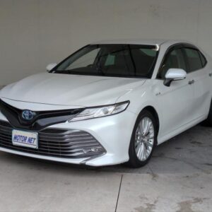 2018 Toyota Camry pearl hybrid used car Japan export