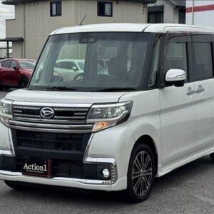 2017 Daihatsu Tanto pearl gasoline used car Japan export