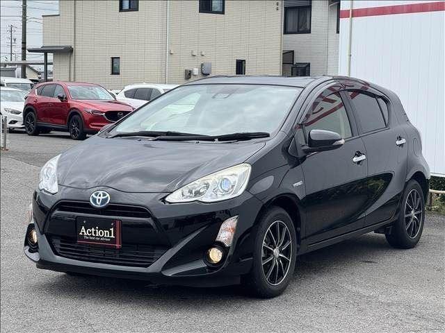 Ref:AUX-25075692 TOYOTA AQUA 2016 1 2016 Toyota Aqua black hybrid used car Japan export