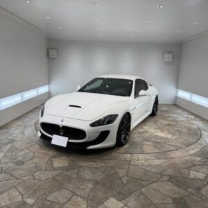 2016 Maserati Gran Turismo white gasoline used car Japan export