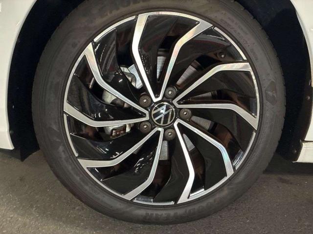 Ref:AUX-25076638 VOLKSWAGEN GOLF 2023 9 Ref:AUX-25076638 VOLKSWAGEN GOLF 2023 - Image 9