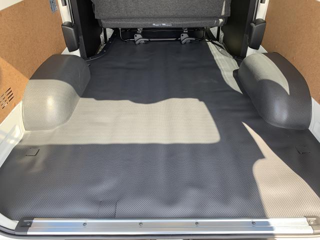 Ref:AUX-25080531 TOYOTA HIACE VAN 2026 19 Ref:AUX-25080531 TOYOTA HIACE VAN 2026 - Image 19