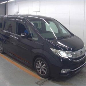 2015 Honda Stepwagon Spada black gasoline used car Japan export