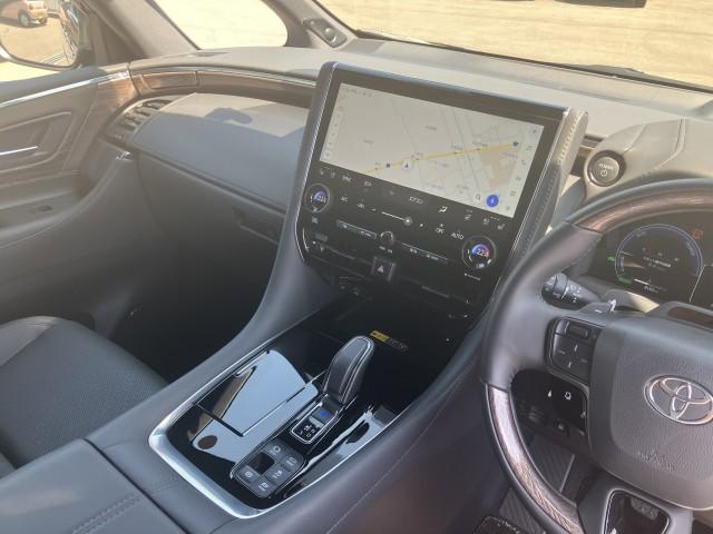 Ref:AUX-25081095 TOYOTA ALPHARD HYBRID 2023 18 Ref:AUX-25081095 TOYOTA ALPHARD HYBRID 2023 - Image 18