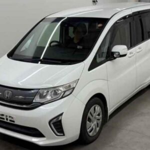 2016 Honda Stepwagon pearl gasoline used car Japan export