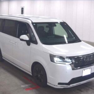 2023 Honda Stepwagon pearl gasoline used car Japan export