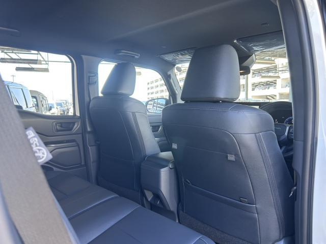 Ref:AUX-25081320 TOYOTA LAND CRUISER FJ 2026 12 Ref:AUX-25081320 TOYOTA LAND CRUISER FJ 2026 - Image 12
