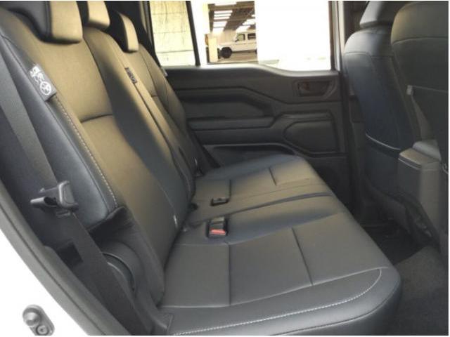 Ref:AUX-25081320 TOYOTA LAND CRUISER FJ 2026 6 Ref:AUX-25081320 TOYOTA LAND CRUISER FJ 2026 - Image 6