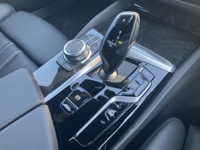 Ref:AUX-25081455 BMW 5 SERIES 2022 16 Ref:AUX-25081455 BMW 5 SERIES 2022 - Image 16