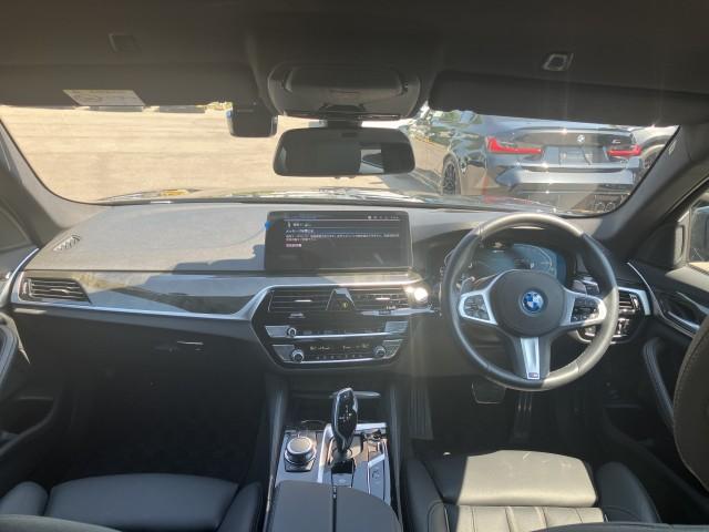 Ref:AUX-25081455 BMW 5 SERIES 2022 3 Ref:AUX-25081455 BMW 5 SERIES 2022 - Image 3