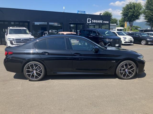 Ref:AUX-25081455 BMW 5 SERIES 2022 4 Ref:AUX-25081455 BMW 5 SERIES 2022 - Image 4