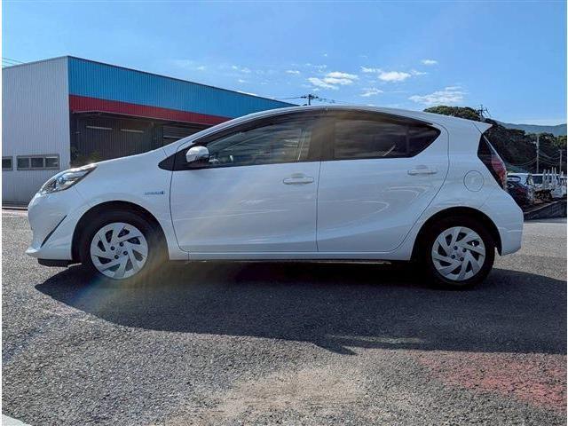 Ref:AUX-25081490 TOYOTA AQUA 2019 9 Ref:AUX-25081490 TOYOTA AQUA 2019 - Image 9