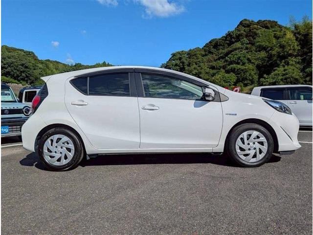 Ref:AUX-25081490 TOYOTA AQUA 2019 10 Ref:AUX-25081490 TOYOTA AQUA 2019 - Image 10