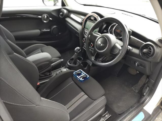 Ref:AUX-25081786 MINI MINI 2017 3 Ref:AUX-25081786 MINI MINI 2017 - Image 3