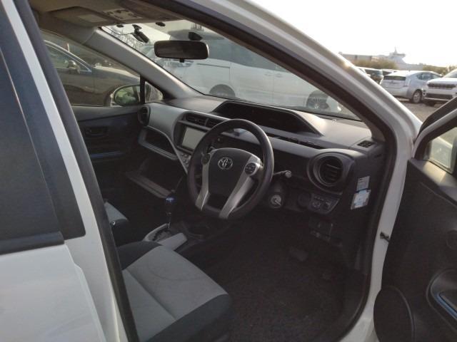 Ref:AUX-25086357 TOYOTA AQUA 2014 3 Ref:AUX-25086357 TOYOTA AQUA 2014 - Image 3