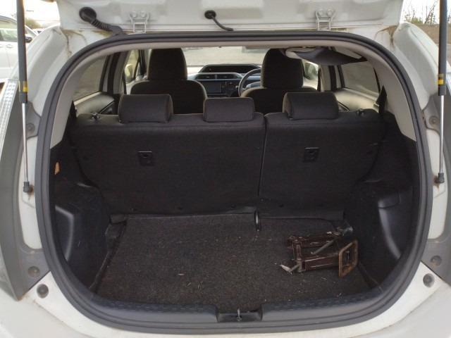 Ref:AUX-25086357 TOYOTA AQUA 2014 10 Ref:AUX-25086357 TOYOTA AQUA 2014 - Image 10