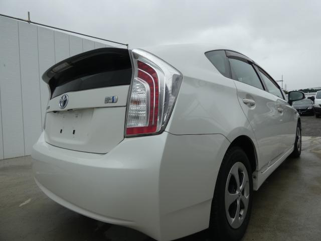 Ref:AUX-25090538 TOYOTA PRIUS 2012 4 Ref:AUX-25090538 TOYOTA PRIUS 2012 - Image 4