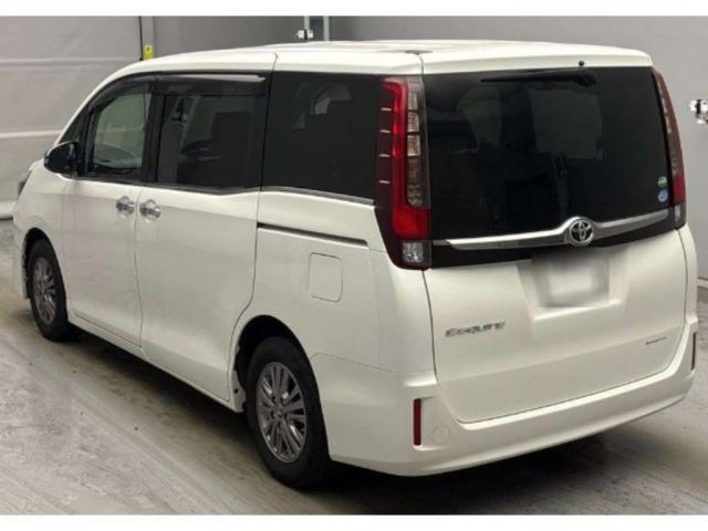 Ref:AUX-25090762 TOYOTA ESQUIRE 2017 2 Ref:AUX-25090762 TOYOTA ESQUIRE 2017 - Image 2