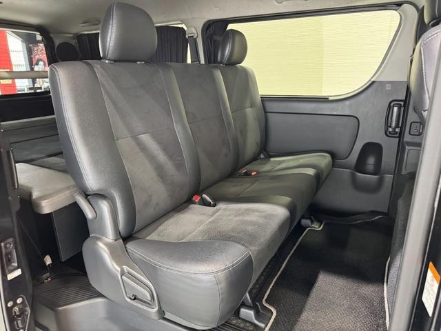 Ref:AUX-25091013 TOYOTA HIACE VAN 2017 11 Ref:AUX-25091013 TOYOTA HIACE VAN 2017 - Image 11