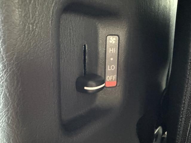 Ref:AUX-25091013 TOYOTA HIACE VAN 2017 18 Ref:AUX-25091013 TOYOTA HIACE VAN 2017 - Image 18