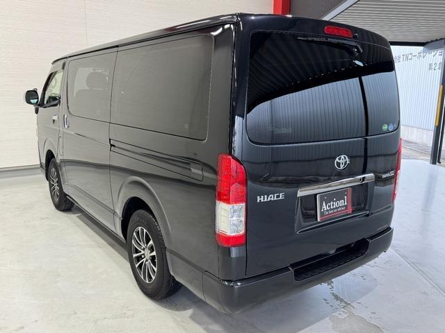 Ref:AUX-25091013 TOYOTA HIACE VAN 2017 4 Ref:AUX-25091013 TOYOTA HIACE VAN 2017 - Image 4