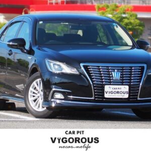 2016 Toyota Crown Hybrid black gasoline used car Japan export