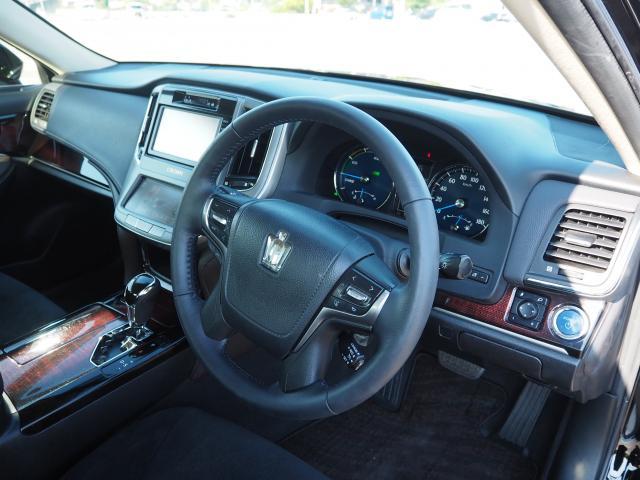 Ref:AUX-25091026 TOYOTA CROWN HYBRID 2016 7 Ref:AUX-25091026 TOYOTA CROWN HYBRID 2016 - Image 7