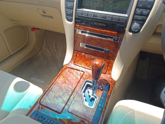 Ref:AUX-25091378 TOYOTA CROWN 2006 9 Ref:AUX-25091378 TOYOTA CROWN 2006 - Image 9