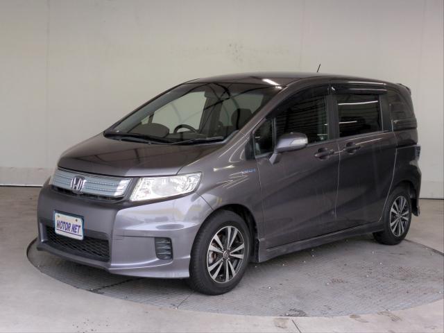 Ref:AUX-25091792 HONDA FREED SPIKE HYBRID 2013 1 2013 Honda Freed Spike Hybrid gray hybrid used car Japan export