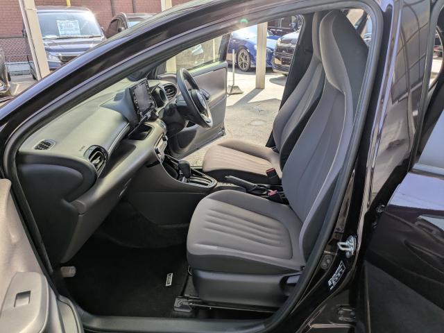 Ref:AUX-25091811 TOYOTA YARIS 2020 15 Ref:AUX-25091811 TOYOTA YARIS 2020 - Image 15