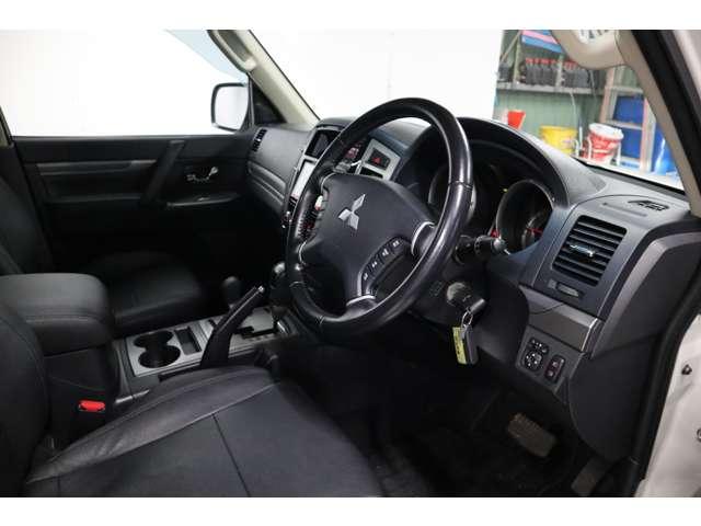 Ref:AUX-25092274 MITSUBISHI PAJERO 2019 3 Ref:AUX-25092274 MITSUBISHI PAJERO 2019 - Image 3