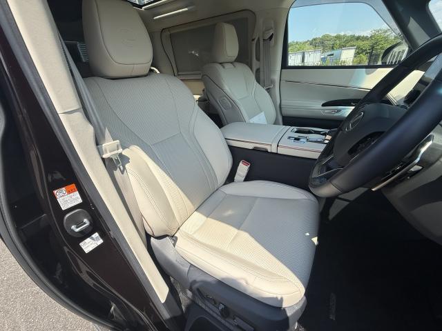 Ref:AUX-25101707 LEXUS LM 2025 6 Ref:AUX-25101707 LEXUS LM 2025 - Image 6