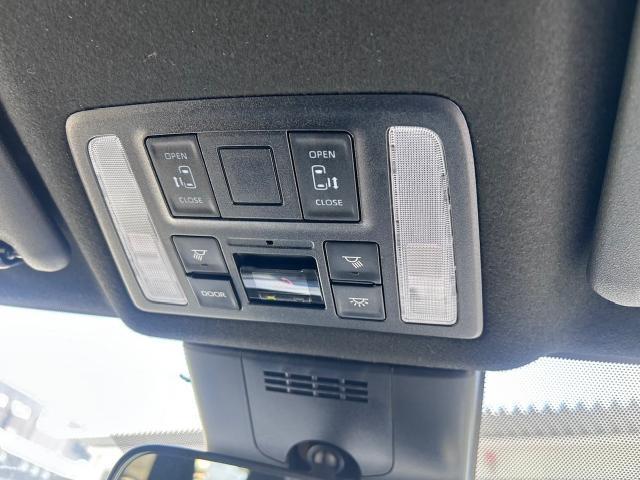 Ref:AUX-25101804 TOYOTA VOXY 2023 15 Ref:AUX-25101804 TOYOTA VOXY 2023 - Image 15