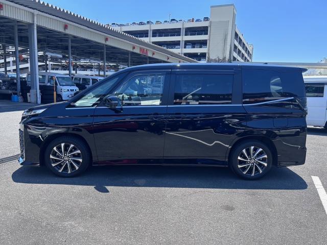Ref:AUX-25101804 TOYOTA VOXY 2023 8 Ref:AUX-25101804 TOYOTA VOXY 2023 - Image 8