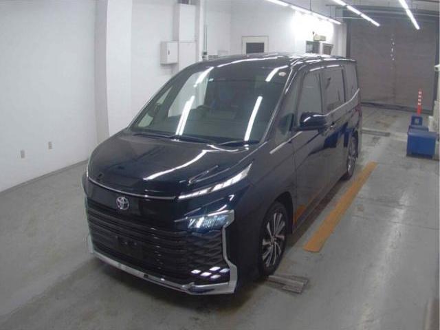 Ref:AUX-25101804 TOYOTA VOXY 2023 1 2023 Toyota Voxy black gasoline used car Japan export