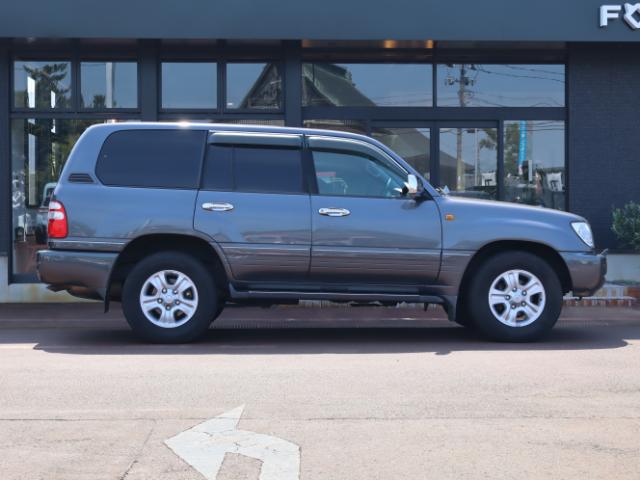 Ref:AUX-25101837 TOYOTA LAND CRUISER 100 2004 13 Ref:AUX-25101837 TOYOTA LAND CRUISER 100 2004 - Image 13