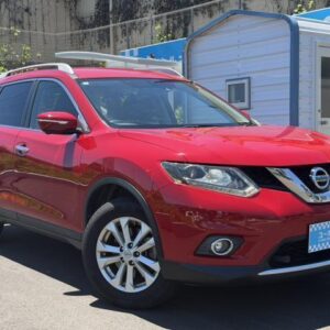 2015 Nissan X-Trail red gasoline used car Japan export