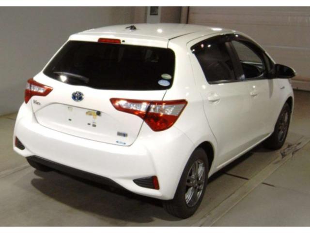 Ref:AUX-25102100 TOYOTA VITZ 2020 5 Ref:AUX-25102100 TOYOTA VITZ 2020 - Image 5