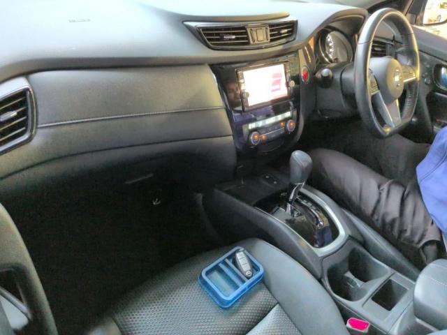 Ref:AUX-25102327 NISSAN X-TRAIL 2017 3 Ref:AUX-25102327 NISSAN X-TRAIL 2017 - Image 3