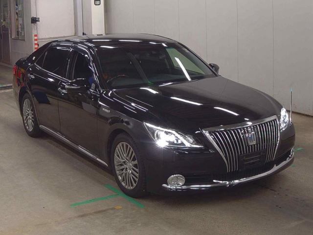 Ref:AUX-25102335 TOYOTA CROWN MAJESTA 2018 4 Ref:AUX-25102335 TOYOTA CROWN MAJESTA 2018 - Image 4