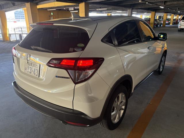 Ref:AUX-25111520 HONDA VEZEL 2016 4 Ref:AUX-25111520 HONDA VEZEL 2016 - Image 4