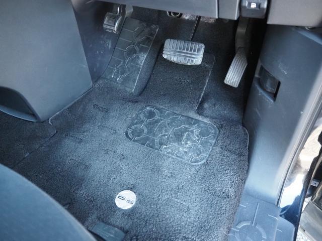 Ref:AUX-25111780 MITSUBISHI DELICA D:5 2011 14 Ref:AUX-25111780 MITSUBISHI DELICA D:5 2011 - Image 14