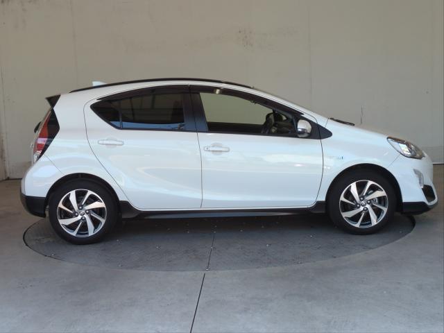 Ref:AUX-25112752 TOYOTA AQUA 2016 4 Ref:AUX-25112752 TOYOTA AQUA 2016 - Image 4