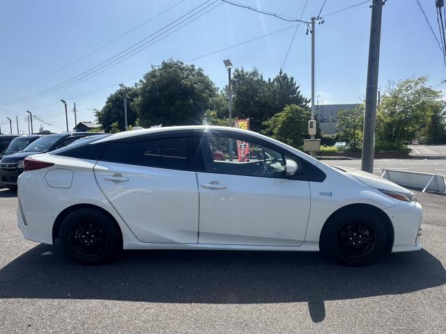 Ref:AUX-25112781 TOYOTA PRIUS PHV 2018 4 Ref:AUX-25112781 TOYOTA PRIUS PHV 2018 - Image 4