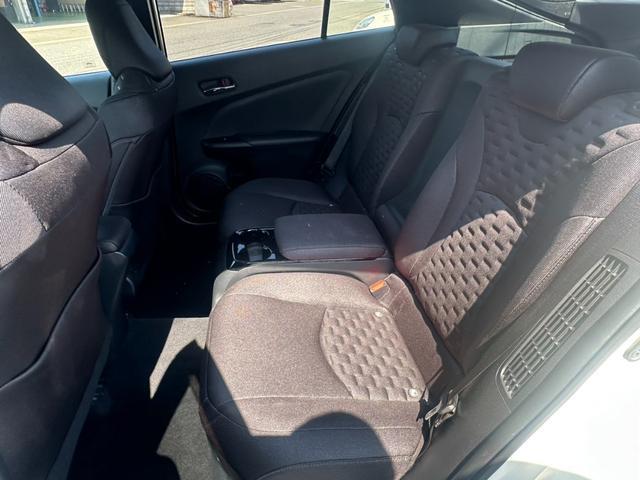 Ref:AUX-25112781 TOYOTA PRIUS PHV 2018 7 Ref:AUX-25112781 TOYOTA PRIUS PHV 2018 - Image 7