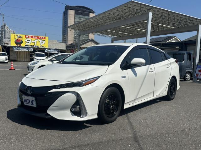 Ref:AUX-25112781 TOYOTA PRIUS PHV 2018 1 2018 Toyota Prius Phv pearl hybrid used car Japan export