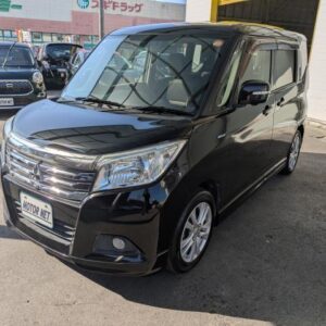 2017 Mitsubishi Delica D:2 black hybrid used car Japan export