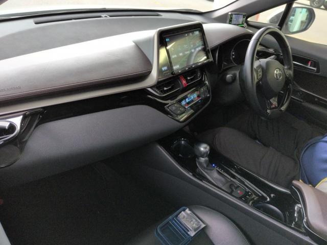 Ref:AUX-25118242 TOYOTA C-HR 2017 3 Ref:AUX-25118242 TOYOTA C-HR 2017 - Image 3