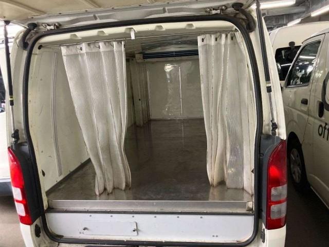 Ref:AUX-25118463 TOYOTA HIACE VAN 2017 3 Ref:AUX-25118463 TOYOTA HIACE VAN 2017 - Image 3